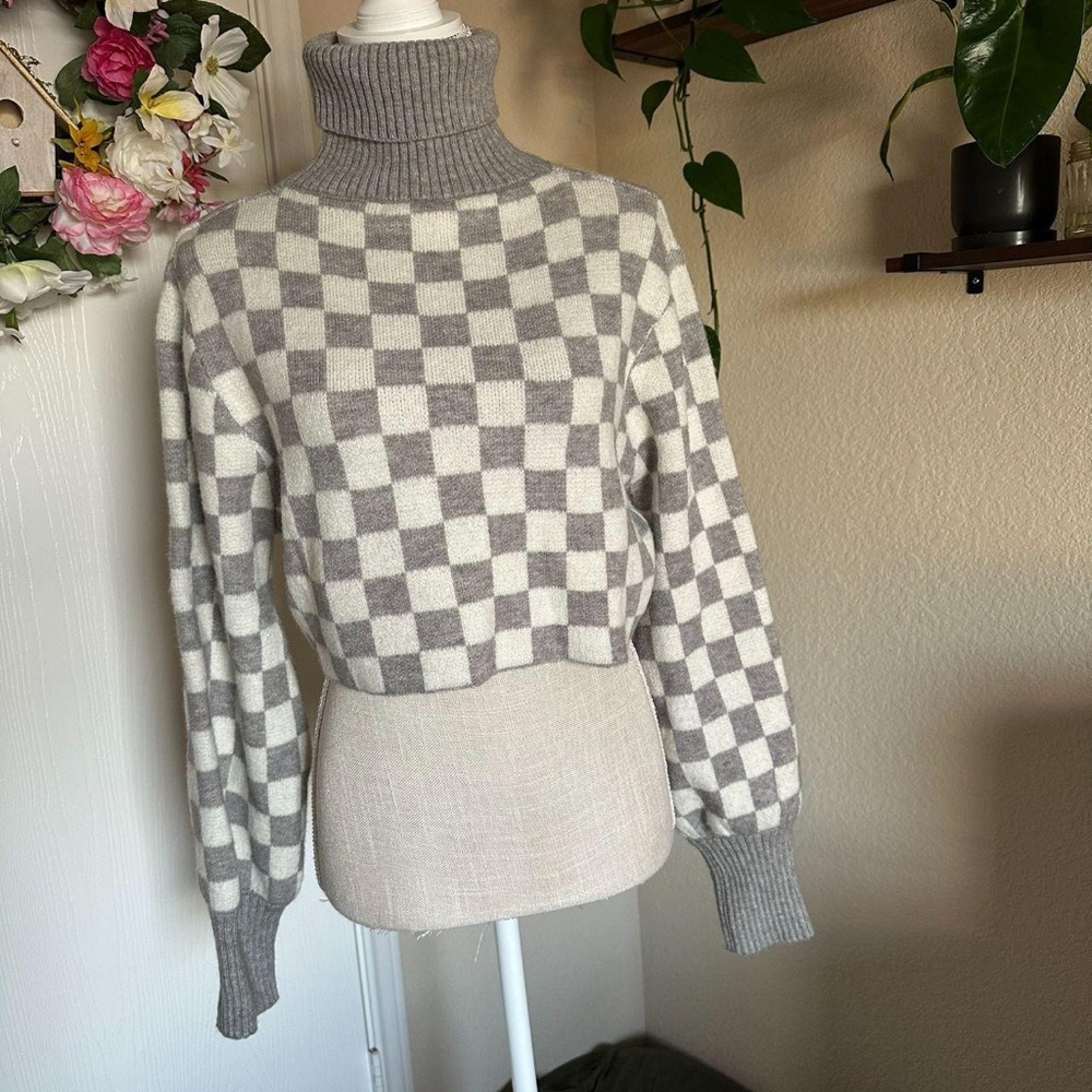 12th Tribe Gray and Cream Checkered Turtleneck Sweater